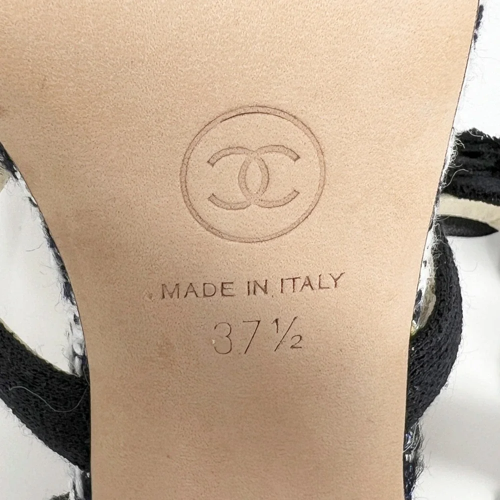 Chanel‎ Tweed Camellia CC Pumps Black White Heels 37.5